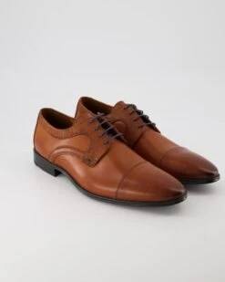 Lloyd ORWIN In Braun